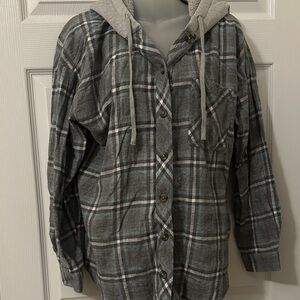 Maurices Flannel Size Large           Lt Gray/Teal Hooded Flannel.Barn Jacket